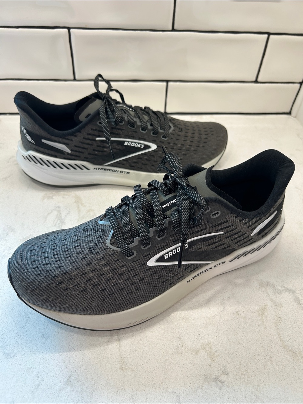 Brooks Hyperion GTS "Gunmetal Black" Women's Running Shoe Size: 9 - Picture 14 of 16